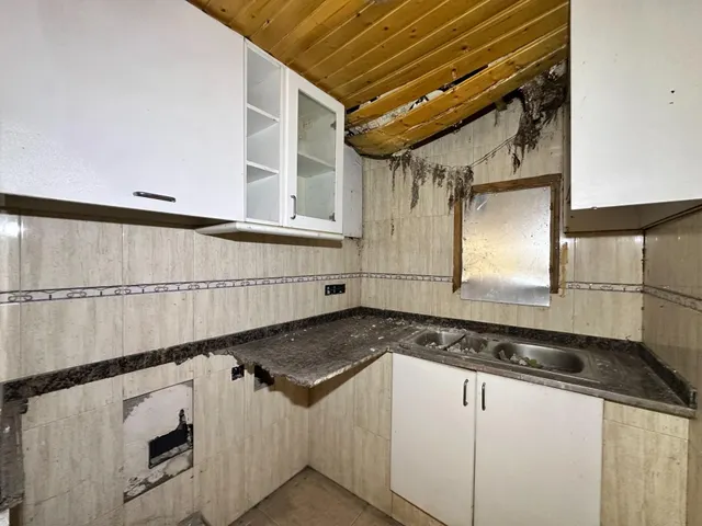 SE VENDE CASA ADOSADA EN BERGA — 25