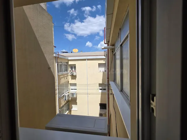 Amplio piso de 157 m2 con terraza, garaje y vistas al Retiro en Jerónimos — 22