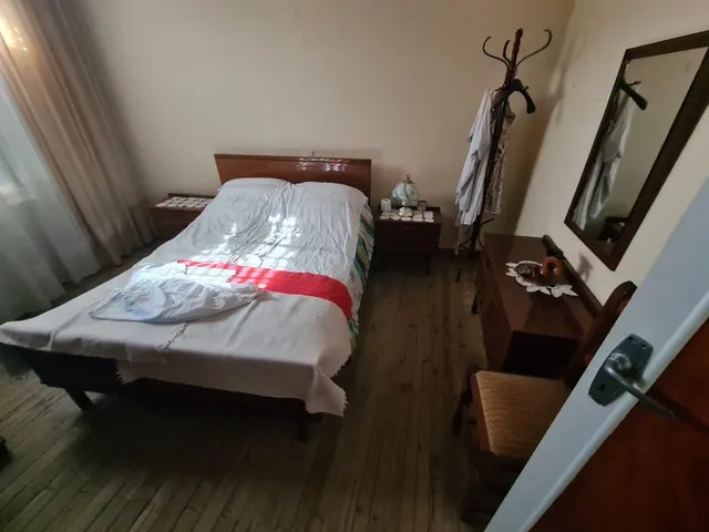SE VENDE CASA EN VALENCIA DE DON JUAN, 2 PLANTAS, COCHERA, MERENDERO, MUCHAS POSIBILIDADES — 18