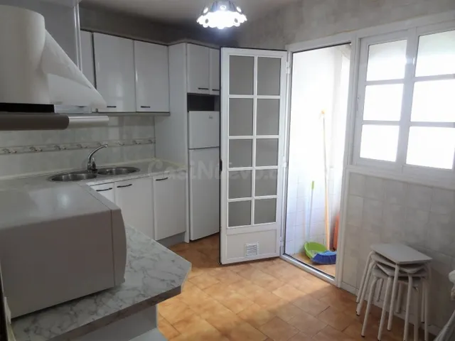 ESTUPENDO PISO DE ESTUDIANTES. - foto 2