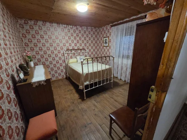 SE VENDE CASA EN CASTILFALE, 2 COCINAS,SALÓN, 6 HAB., BAÑO,  - foto 5