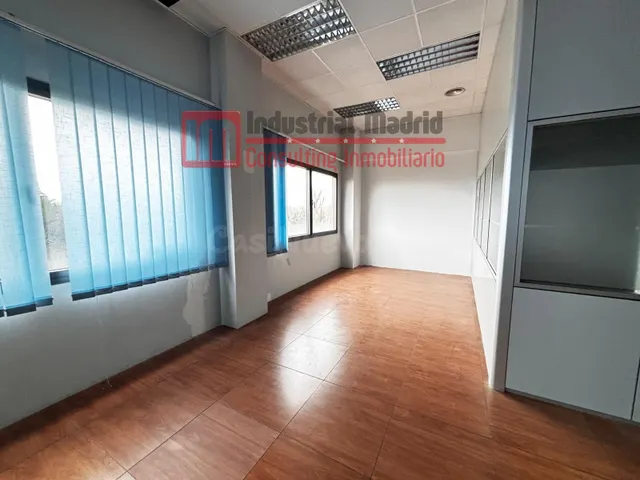 Oficina en alquiler o venta en Coslada - foto 3