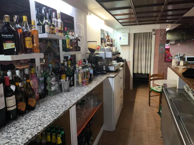 Se vende local de Hostelería funcionando — 6