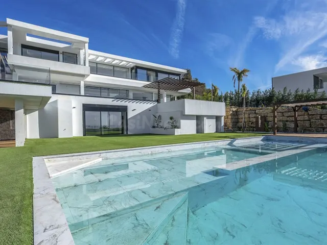 Chalet 5 habitaciones 1174m² en venta - Costa del Sol - foto 4