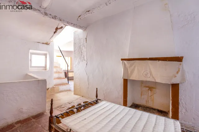 CASA DE PUEBLO EN PADUL PARA REFORMAR!!! — 39