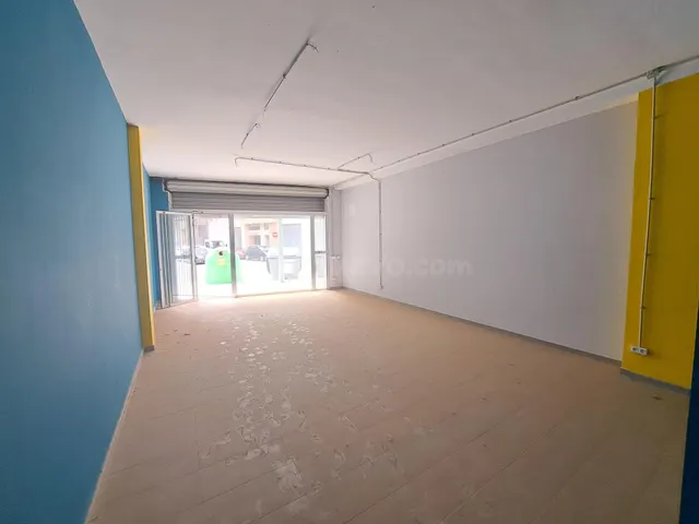 LOCAL COMERCIAL EN VENTA - foto 5