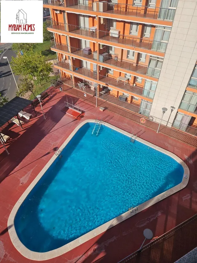 PRECIOSO APARTAMENTO CON VISTAS AL MAR CON GARAJE Y TRASTERO — 9