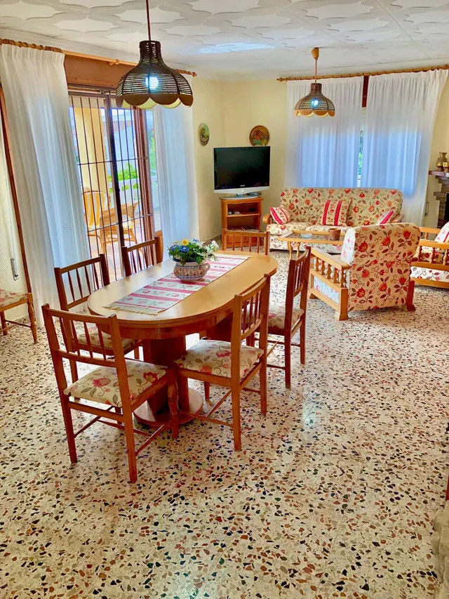 Villa privada con 6 habitaciones frente al mar en Guardamar playa. — 27