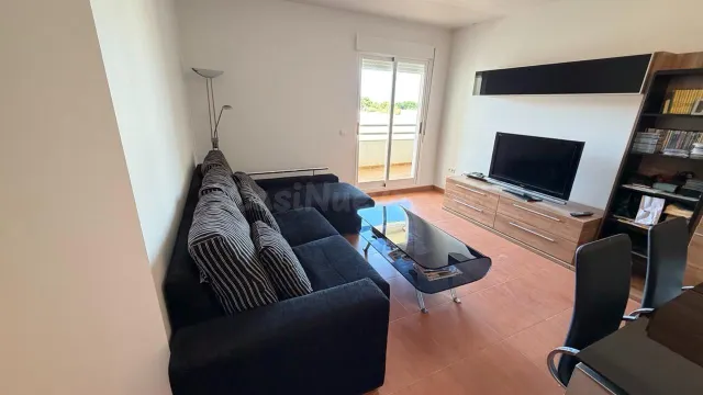 SE VENDE PISO - foto 2