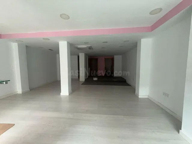 Local comercial 76m² en venta - Andalucia - foto 2