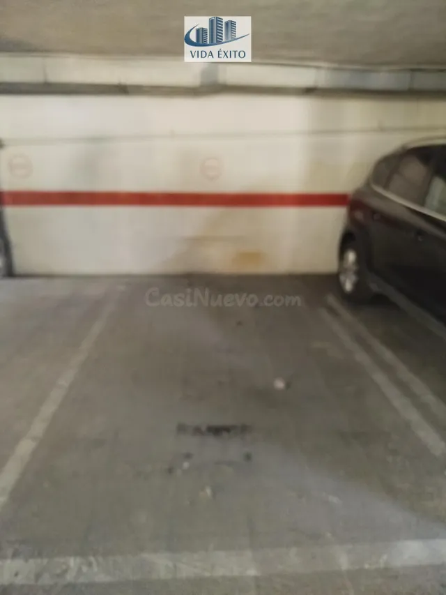 COCHERA DE COCHE EN BULEVAR