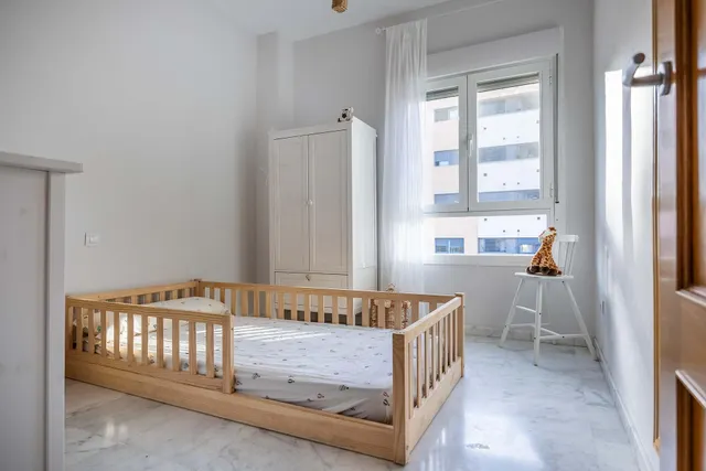 MAGNÍFICO PISO DE 4 DORMITORIOS CON GARAJE, PISCINA Y PÁDEL EN MAIRENA DEL ALJARAFE — 25