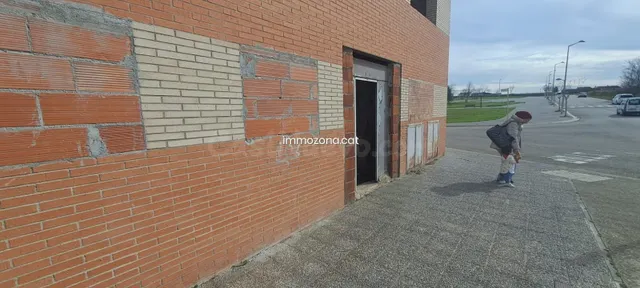 LOCAL COMERCIAL EN CASSÀ DE LA SELVA - foto 2