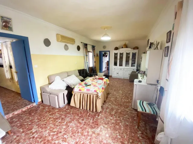 Vivienda luminosa con patio y amplias azoteas con vistas al  - foto 5