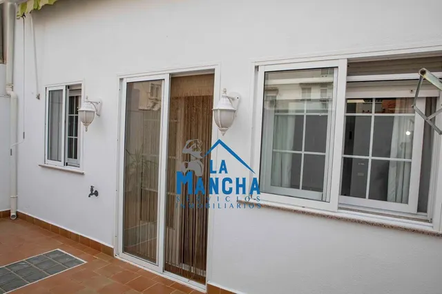 *595.000€* inmobiliaria la mancha vende casa en el barrio de san pablo de Albacete — 27