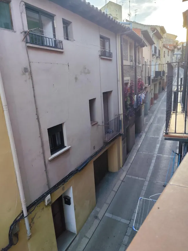 Casa de pueblo con encanto en el corazón de Tarazona – Plaza de Herradores — 28
