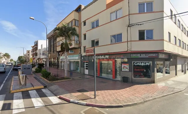 Apartamento 1 habitación 113m² en venta - Vecindario centro-