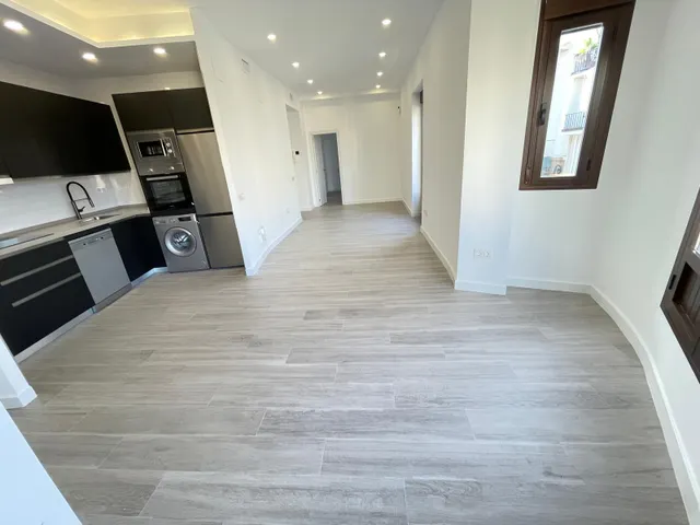 FANTASTICO APARTAMENTO TOTALMENTE REFORMADO A ESTRENAR EN CENTRO HISTORICO DE MALAGA — 13