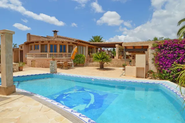 Finca rústica 6 habitaciones 445m² en venta - Es carritxo