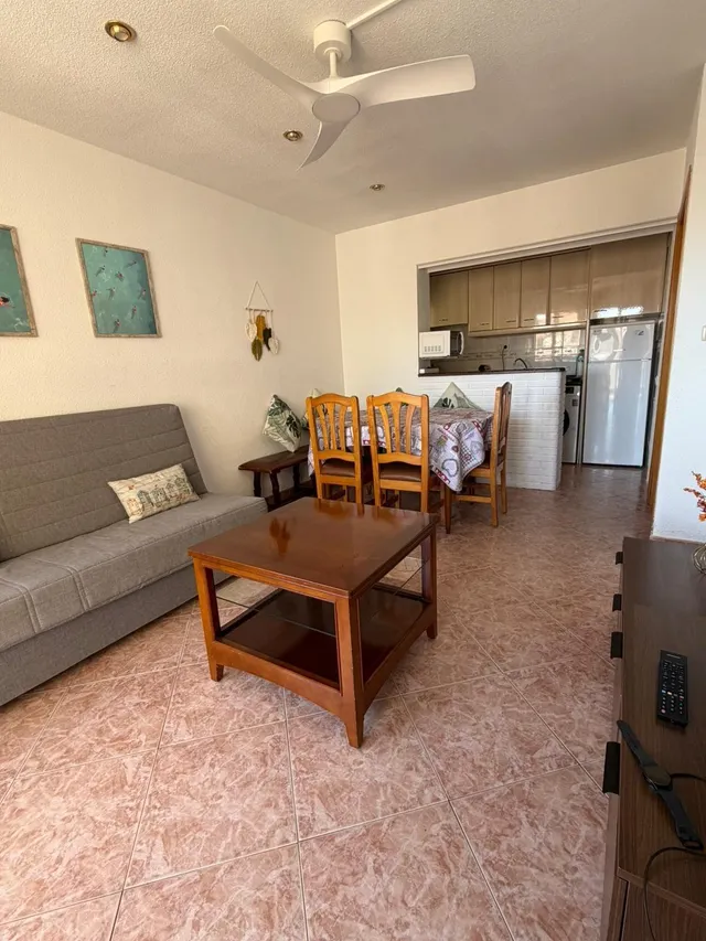Magnífico Piso en Primera Línea de Mar en La Pineda.¡¡¡Con LICENCIA TURÍSTICA!!! — 9