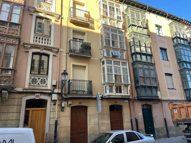 Edificio en rentabilidad situado en la calle Sagasta de Logroño — 3