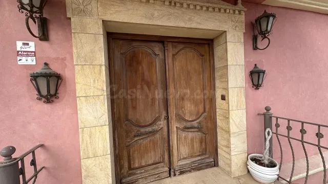 Casa 4 habitaciones 550m² en venta - Pueblo 9 - foto 3