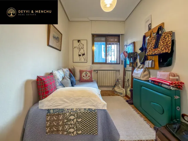 Piso exterior con terraza, 2 dormitorios y listo para entrar a vivir — 25