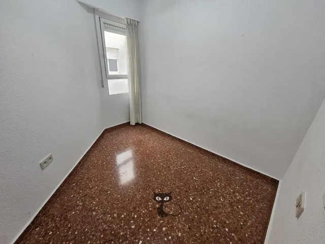 Piso Amplio con Balcón, Trastero, Plaza de Garaje y Ascensor en Massanassa!!! — 20