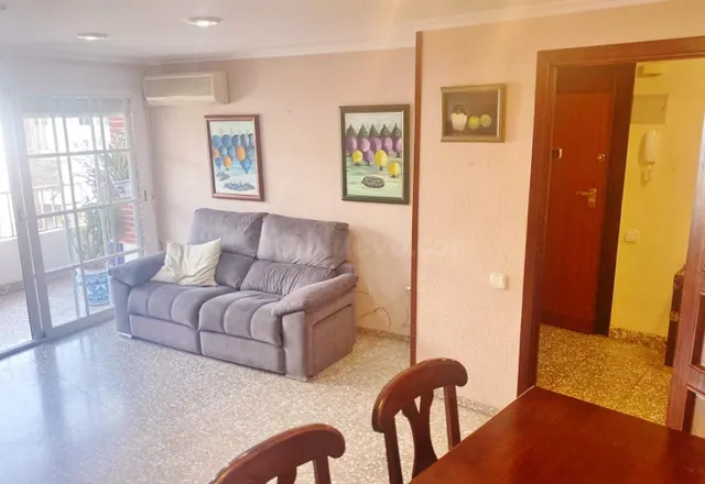 Preciosa vivienda frente a la playa del Postiguet con vistas - foto 4