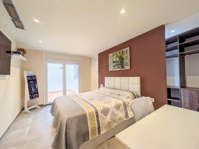 CASA DE DISEÑO TODA EN PLANTA BAJA EN AMPOSTA — 9