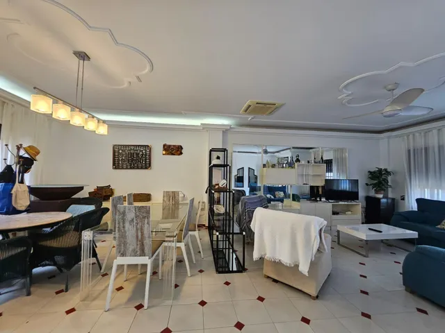 ESPECTACULAR CHALET EN PRIMERA LÍNEA DE PLAYA — 17