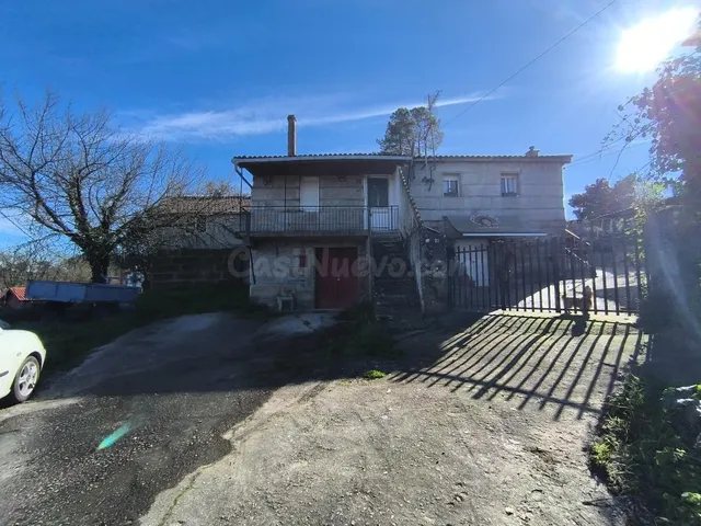 Casa de piedra a reformar. CALVOS (Taboadela) a 3km. Polígono. — 5