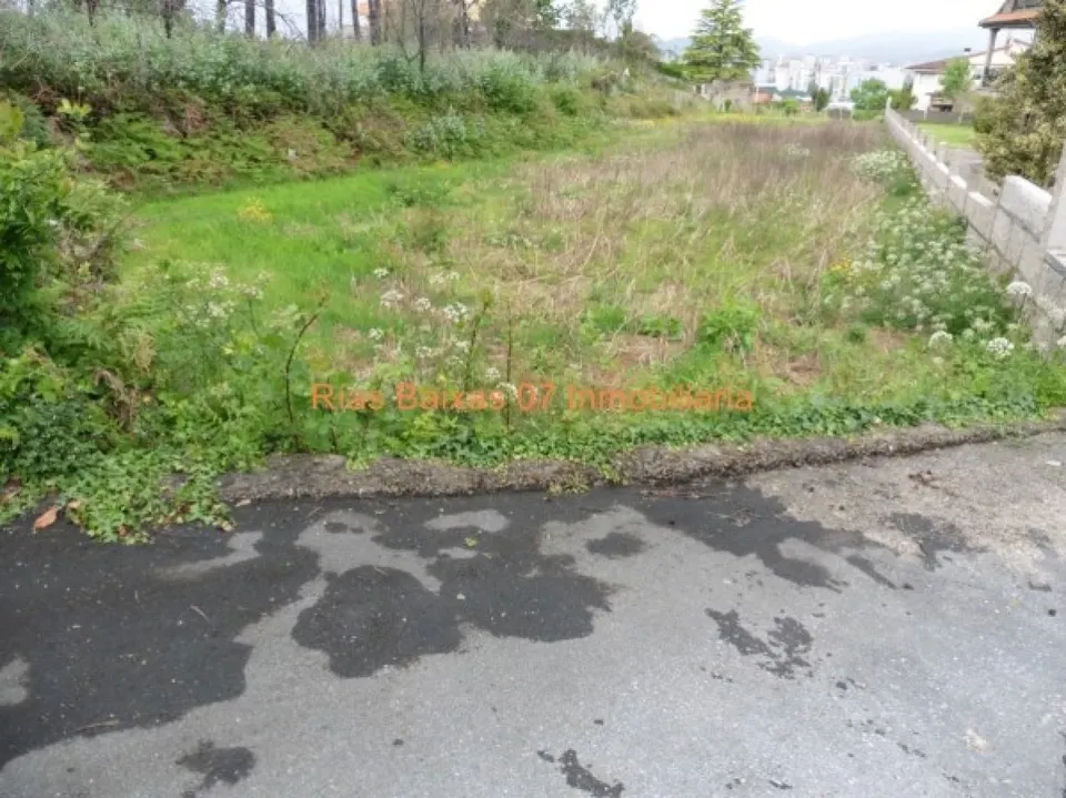 REF 2731 SOLAR  1968 DOS PARCELAS MATAMA (VIGO)