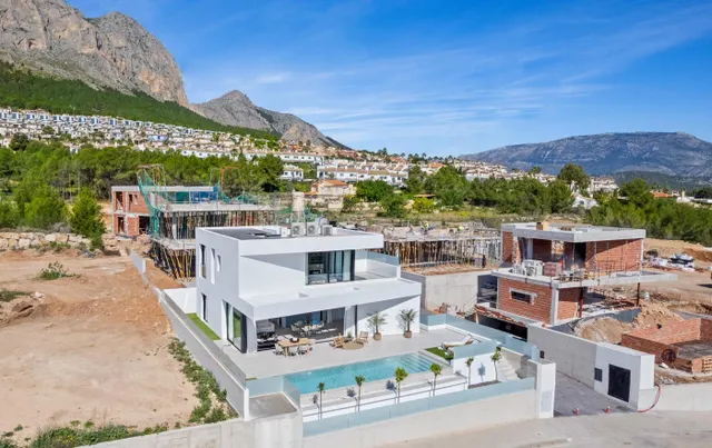 VILLAS DE OBRA NUEVA EN POLOP — 5