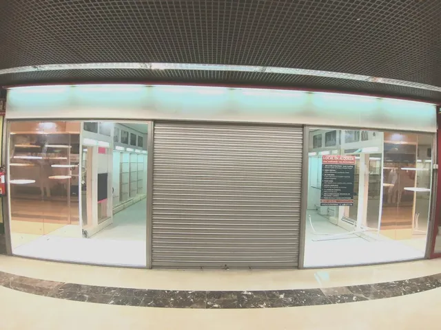Local comercial en Alquiler en Vigo Pontevedra — 13