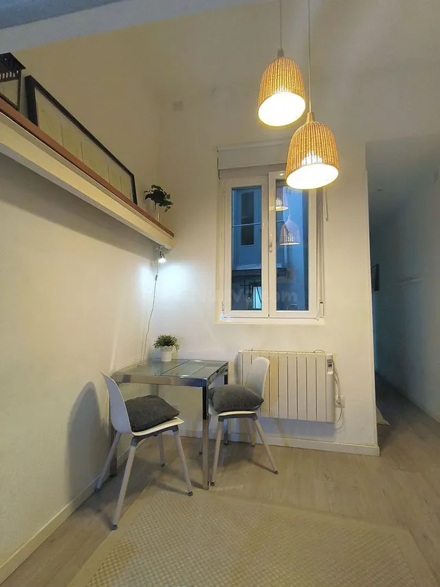 Piso 28m² en alquiler - Palacio - foto 5