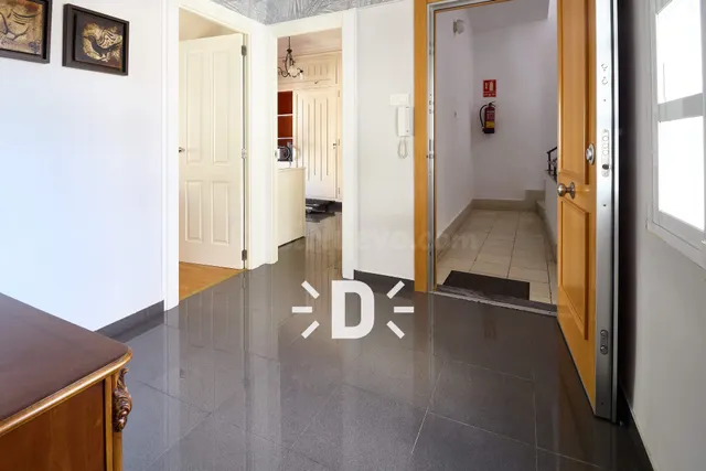 Espectacular Piso en Polinya de Xuquer, ¡Tu Nuevo Hogar Te Espera! — 4