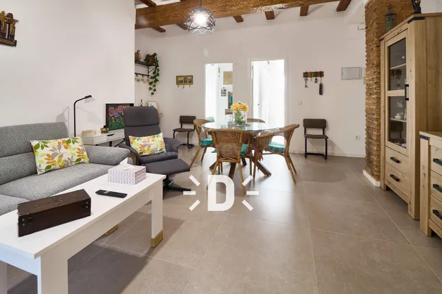 Amplio y Moderno Piso Reformado en Torrent - ¡Tu Nuevo Hogar - foto 2
