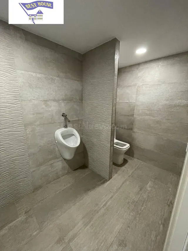 Local comercial 190m² en venta - Calle Ancha - foto 5
