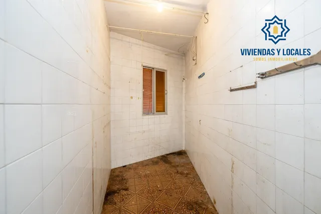 Edificio con gran potencial de desarrollo residencial en Zaidín – Granada — 23