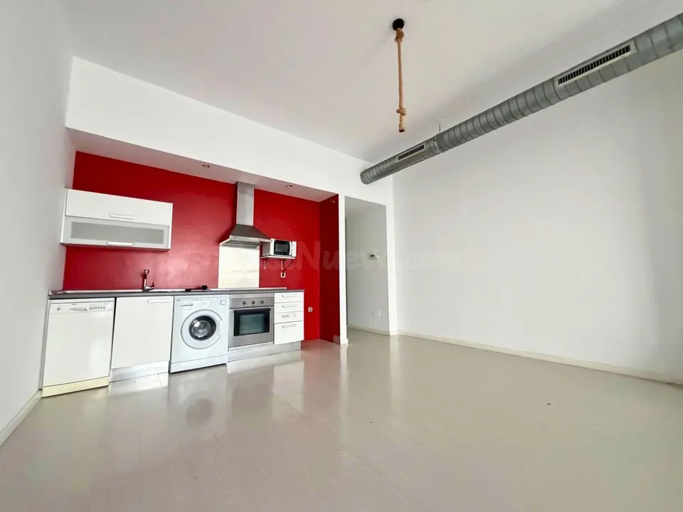 LOFT CON TERRAZA, DOS PLAZAS DE GARAJE Y TRASTERO EN RIVAS VACIAMADRID.