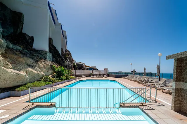 Fantástico apartamento en The Mayfair Village con vistas panorámicas al océano Atlántico — 16
