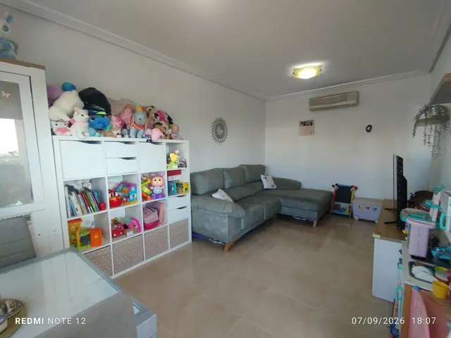 APARTAMENTO DE 1 DORMITORIO, CON PISCINA COMUNITARIA — 23