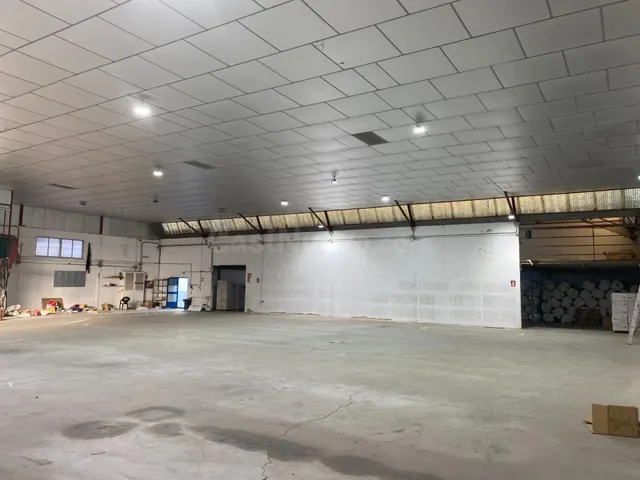 AMPLIA NAVE INDUSTRIAL EN EN VENTA EN POLIGONO OESTE ALCANTA - foto 2