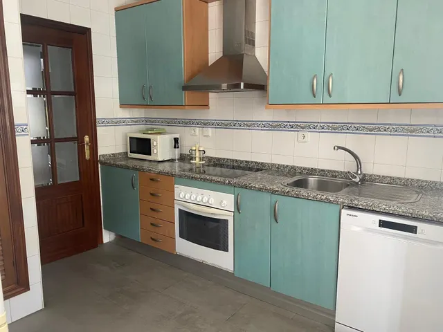 Piso 4 habitaciones 132m² en alquiler - Parlamento - Torneo