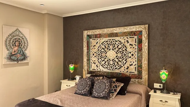 Bungalow Reformado en Montesol: Naturaleza y Confort — 41