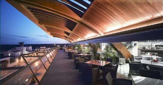 Elegantes villas independientes con piscina privada en Peral - foto 5