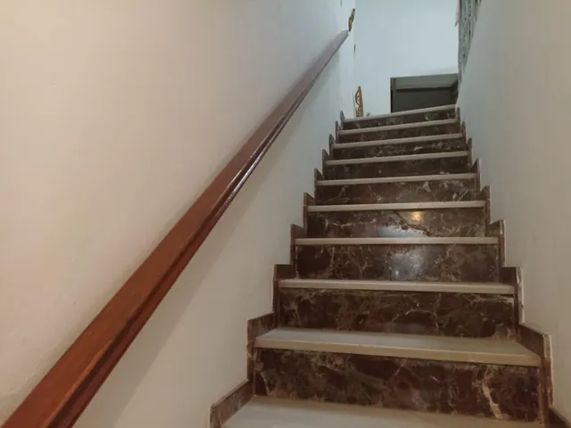 Casa en canjayar zona plaza del ayuntamiento de siete habitaciones trea baños para reformar — 14