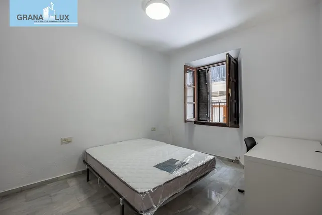 PISO JUNTO A RECOGIDAS — 7