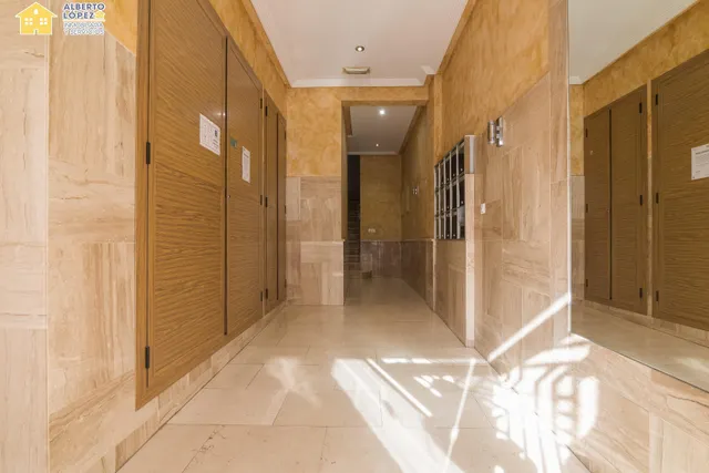 PISO DE 102 METROS CONSTRUIDOS  3 DORMITORIOS, 2 BAÑOS Y VESTIDOR EN EL ALTET — 41